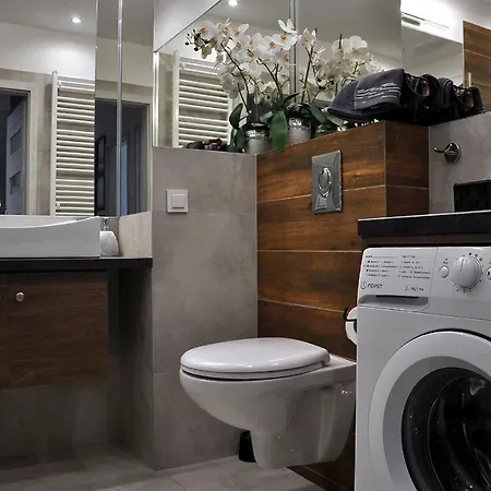 Lejlighed Q Grand - 3 Pokojowe Klimatyzowane Przy Manufakturze Z Garazem Gratis, Fv