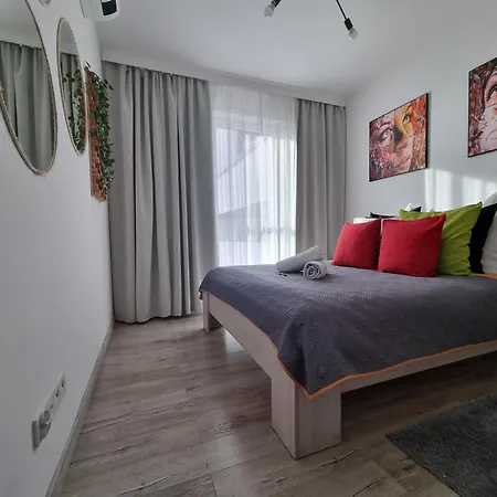 Q Grand - 3 Pokojowe Klimatyzowane Przy Manufakturze Z Garazem Gratis, Fv