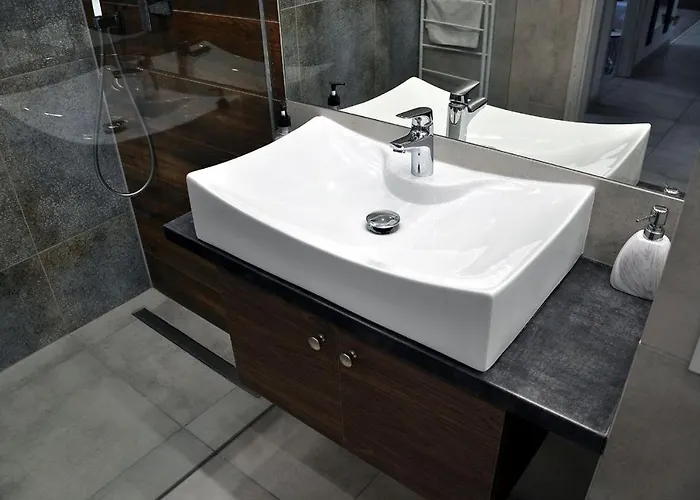 Q Grand - 3 Pokojowe Klimatyzowane Przy Manufakturze Z Garazem Gratis, Fv *