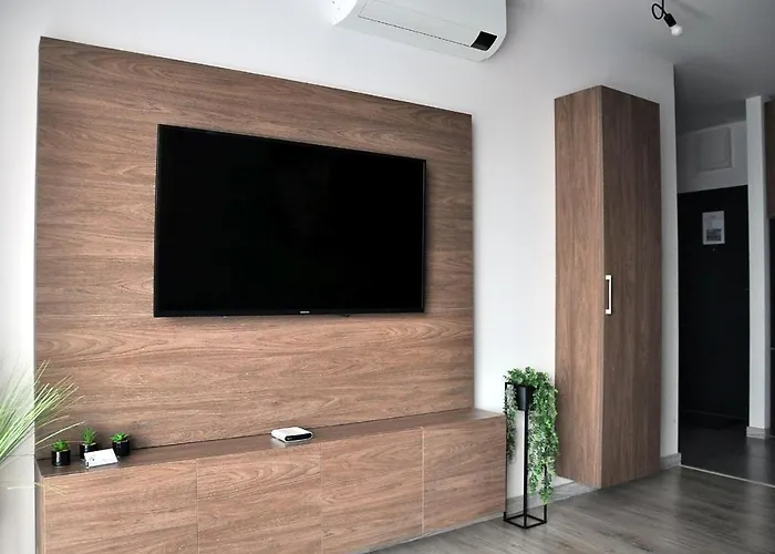 Q Grand - 3 Pokojowe Klimatyzowane Przy Manufakturze Z Garazem Gratis, Fv * وودج