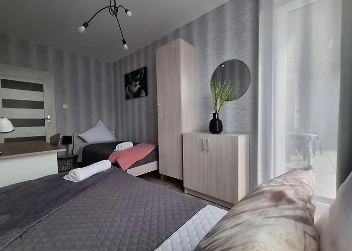 Q Grand - 3 Pokojowe Klimatyzowane Przy Manufakturze Z Garazem Gratis, Fv * وودج