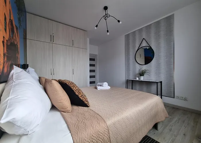 Q Grand - 3 Pokojowe Klimatyzowane Przy Manufakturze Z Garazem Gratis, Fv * وودج