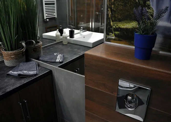 Q Grand - 3 Pokojowe Klimatyzowane Przy Manufakturze Z Garazem Gratis, Fv شقة وودج