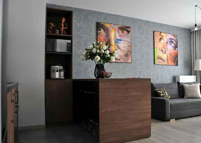 Q Grand - 3 Pokojowe Klimatyzowane Przy Manufakturze Z Garazem Gratis, Fv شقة